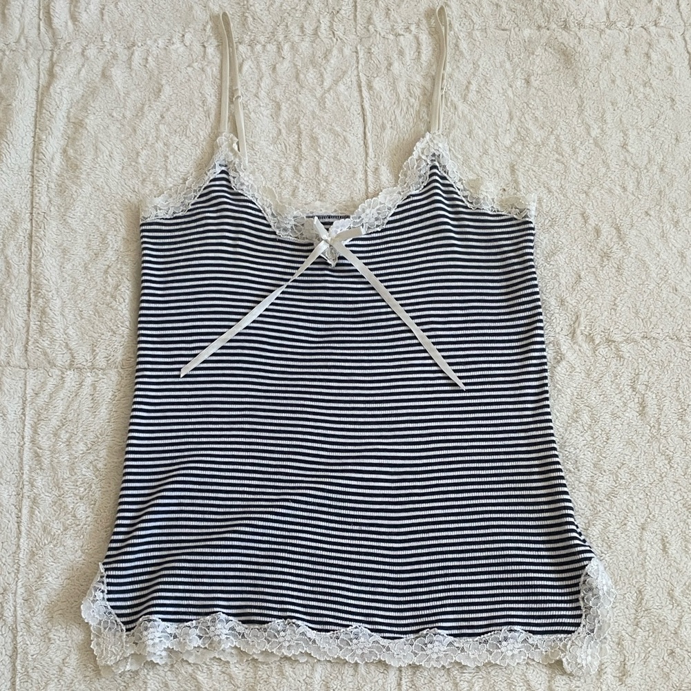 🤍🖤 JACOB Stripped Lace Cami ✨ Y2K ✨ Size M